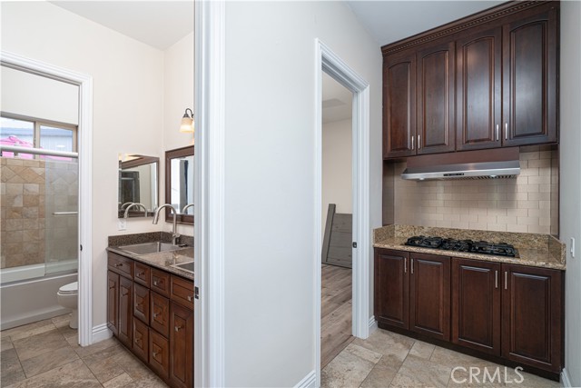 Detail Gallery Image 16 of 18 For 44710 Vista Del Mar, Temecula,  CA 92590 - 1 Beds | 1 Baths