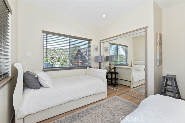 Detail Gallery Image 29 of 50 For 1215 Valley View Dr, Big Bear City,  CA 92314 - 5 Beds | 3/1 Baths