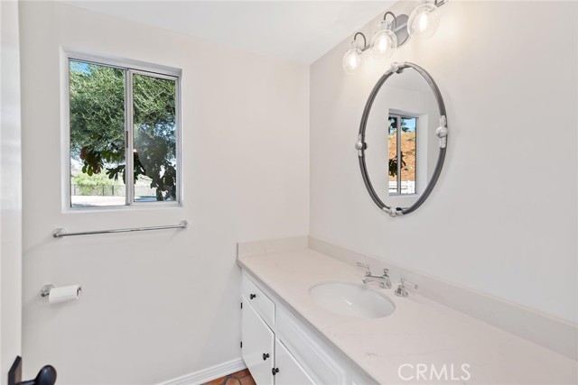 24971 KIT CARSON Road, Hidden Hills CA: https://media.crmls.org/medias/a02a0422-428c-4b2c-8881-b1d06a5583cb.jpg