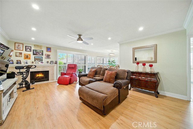 6322 Riviera Cir., Long Beach CA: https://media.crmls.org/medias/a02a1339-1635-426a-8f57-523bcc826862.jpg