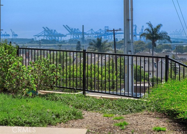 1414 Sea Lane, San Pedro CA: https://media.crmls.org/medias/a02a235f-ff5f-48dc-9838-f47c72f757b2.jpg
