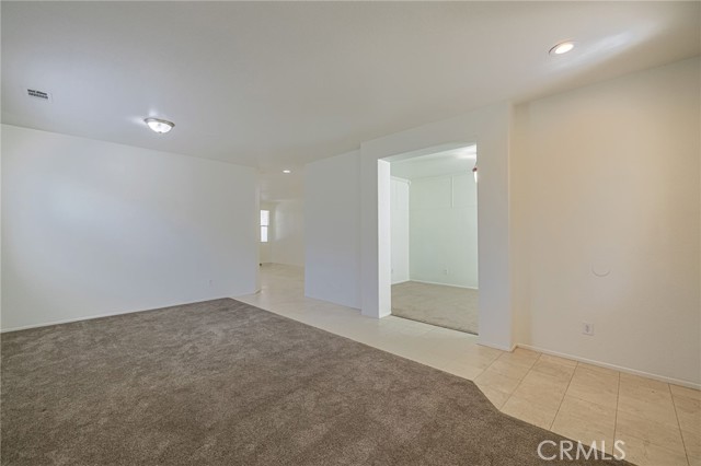 43839 58th W Street, Lancaster CA: https://media.crmls.org/medias/a02b3ef4-4a52-4dc7-b01b-a7028c834c7f.jpg