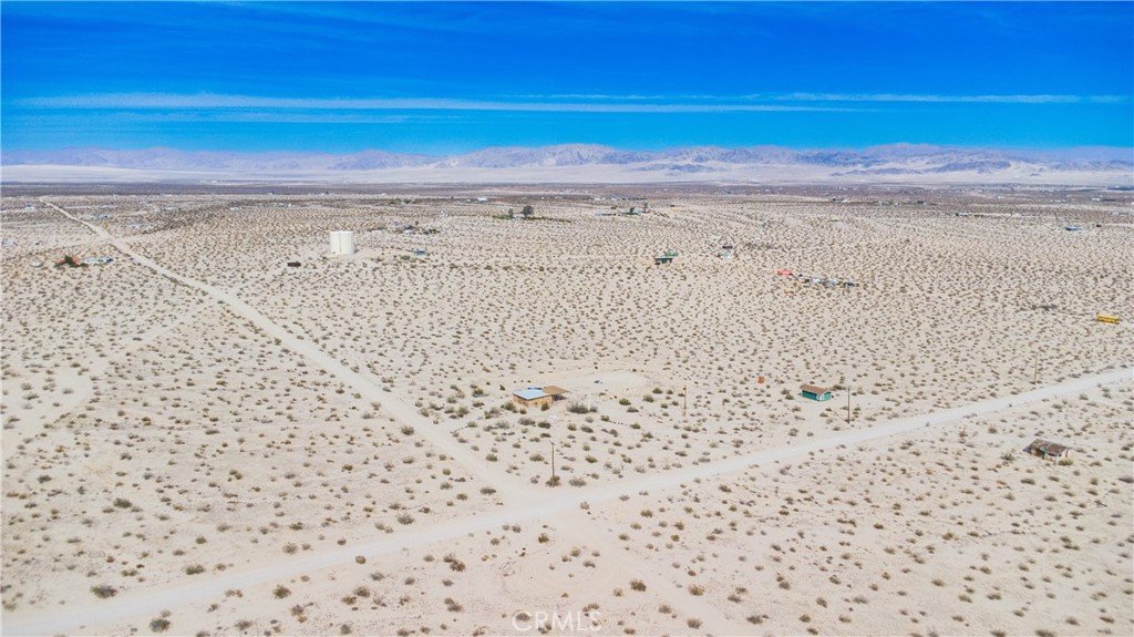https://media.crmls.org/medias/a02b4f26-331e-4494-9086-8af5f5734b0e.jpg?preset=X-Large