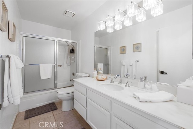 Image 23 of 58 For 332 Villena Way