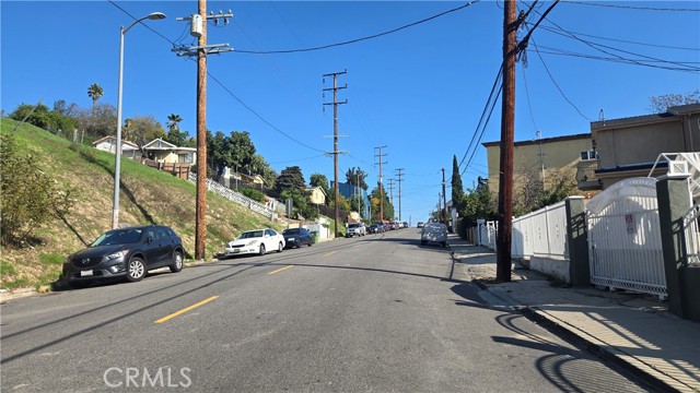 Detail Gallery Image 6 of 7 For 3777 Mercury, Los Angeles,  CA 90032 - – Beds | – Baths