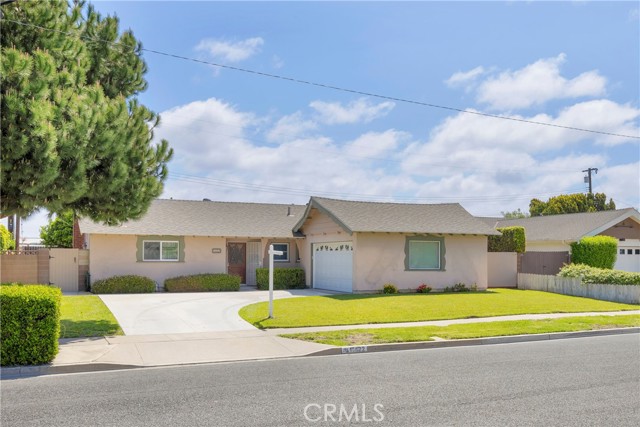 Detail Gallery Image 1 of 22 For 11422 Cherry St, Los Alamitos,  CA 90720 - 3 Beds | 2 Baths