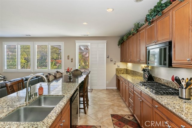 Detail Gallery Image 15 of 32 For 25226 Pacific Crest, Corona,  CA 92883 - 3 Beds | 3/1 Baths
