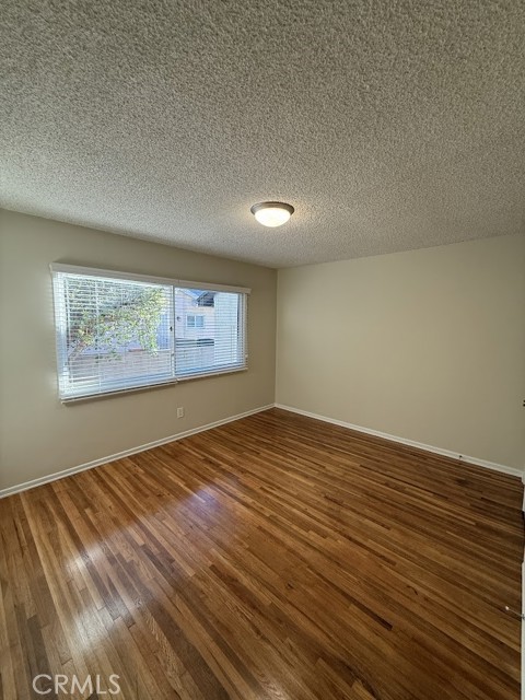 14906 Aztec Street, Sylmar CA: https://media.crmls.org/medias/a02ead97-f81d-494c-b6c6-d38986ea2b26.jpg