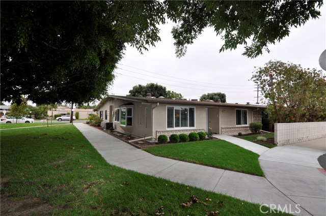 Detail Gallery Image 2 of 33 For 13141 Del Monte Dr 284f M11,  Seal Beach,  CA 90740 - 2 Beds | 1/1 Baths