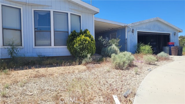 Detail Gallery Image 1 of 7 For 633 Cholla Rd, Pinon Hills,  CA 92372 - 2 Beds | 2 Baths