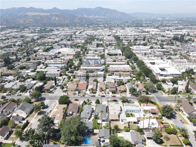 Detail Gallery Image 25 of 25 For 1741 Glenwood Rd, Glendale,  CA 91201 - 3 Beds | 2 Baths