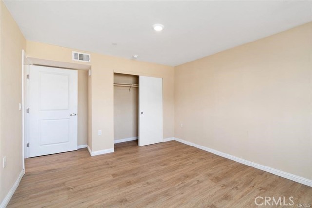 Detail Gallery Image 14 of 25 For 13710 Foothill Bld, Sylmar,  CA 91342 - 2 Beds | 2 Baths