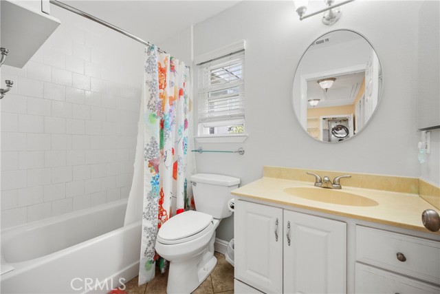 Detail Gallery Image 17 of 22 For 4344 Josie Ave, Lakewood,  CA 90713 - 5 Beds | 3 Baths
