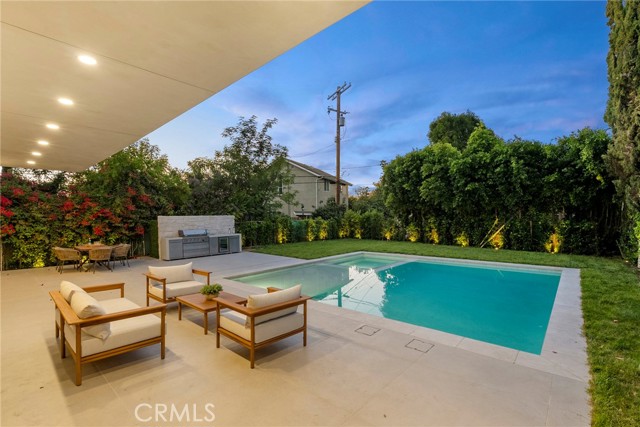 17827 Miranda Street, Encino CA: https://media.crmls.org/medias/a0302b40-4842-4de7-9a96-1339d65bbd7c.jpg