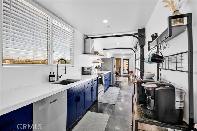6816 Saddleback Road, Joshua Tree CA: https://media.crmls.org/medias/a0305137-4b6a-415f-92cc-dc4898b5e29d.jpg