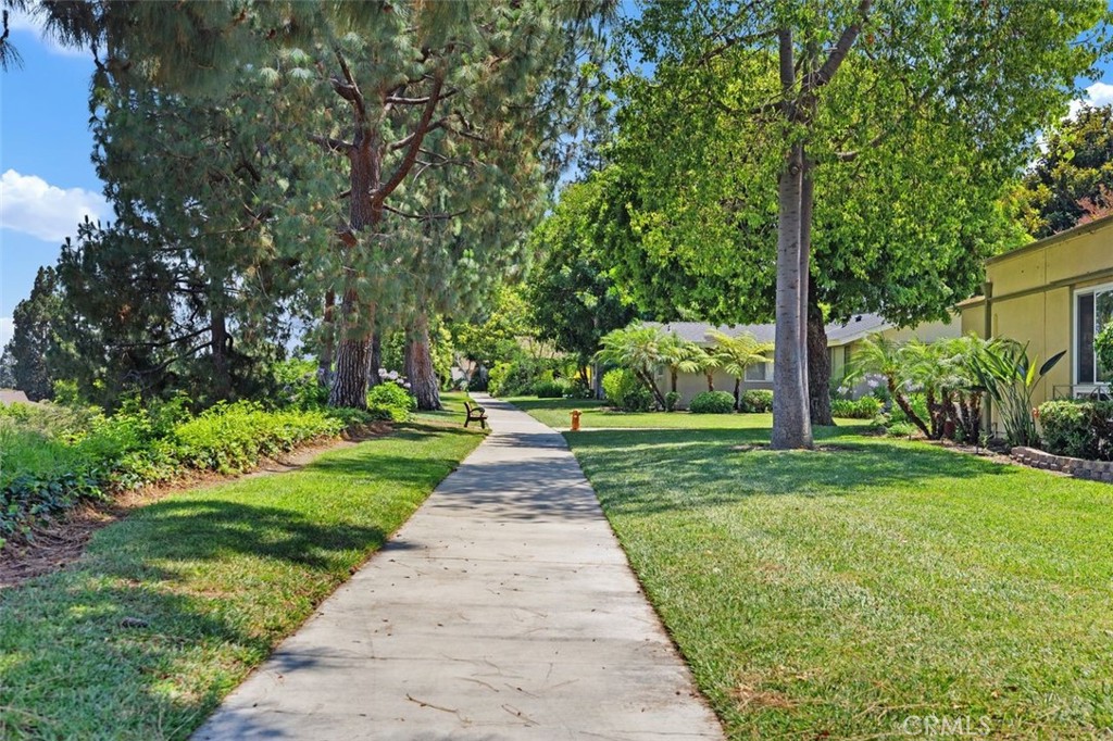 https://media.crmls.org/medias/a03088e4-390a-4864-a4ce-f07d610c71e8.jpg?preset=X-Large