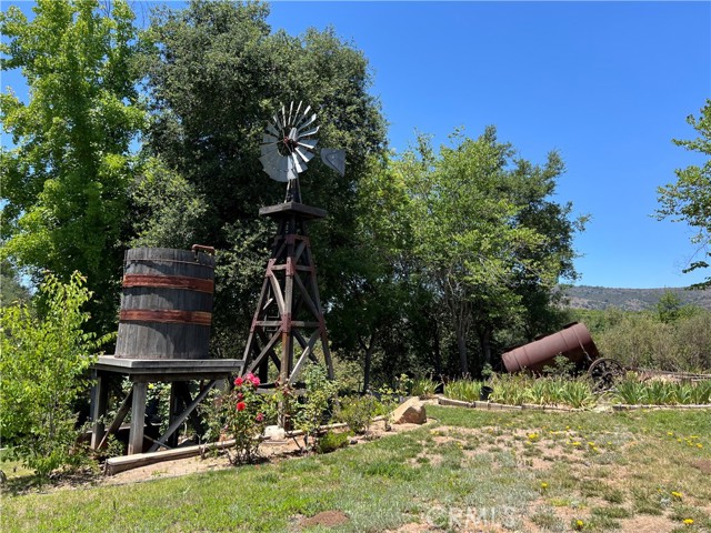 Image 7 of 23 For 23725 Carancho Rd