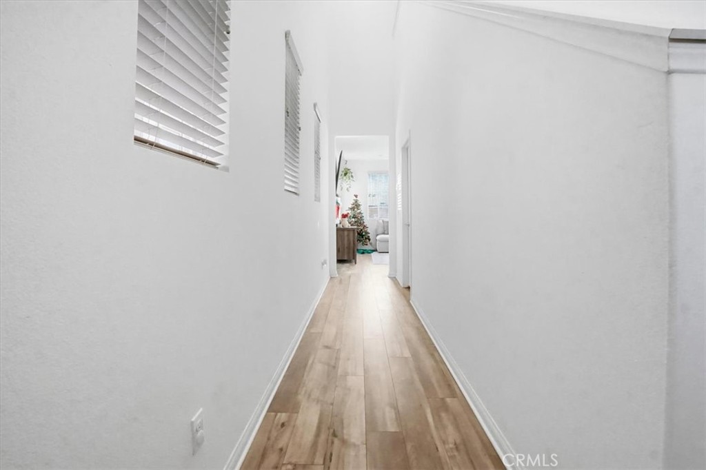 https://media.crmls.org/medias/a031144b-3867-4d56-810d-3eeee6565c2a.jpg?preset=X-Large