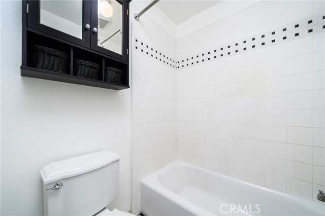 Detail Gallery Image 15 of 21 For 360 S Euclid Ave #229,  Pasadena,  CA 91101 - 1 Beds | 1 Baths