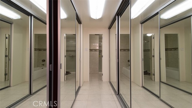 Detail Gallery Image 35 of 55 For 1155 N Brand Bld #1101,  Glendale,  CA 91202 - 3 Beds | 2 Baths