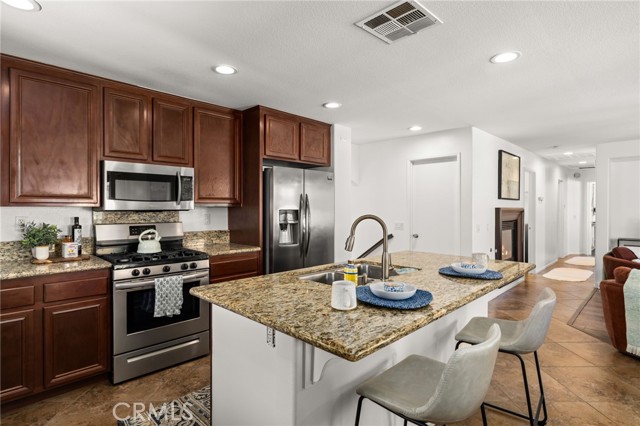 Detail Gallery Image 9 of 37 For 8090 Cornwall Ct #33,  Rancho Cucamonga,  CA 91739 - 2 Beds | 2 Baths