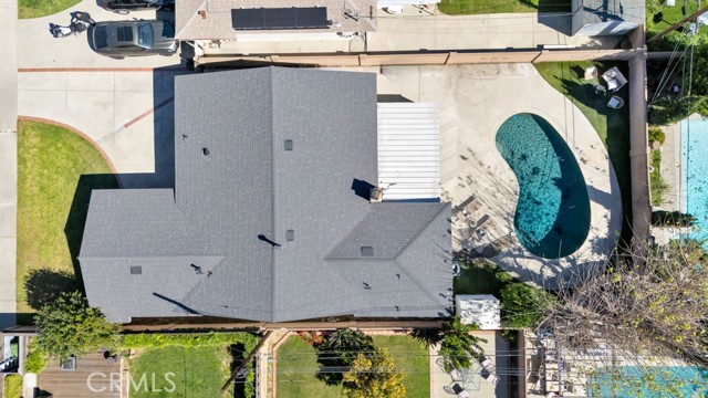 Detail Gallery Image 3 of 23 For 19844 Hemmingway St, Winnetka,  CA 91306 - 4 Beds | 2 Baths