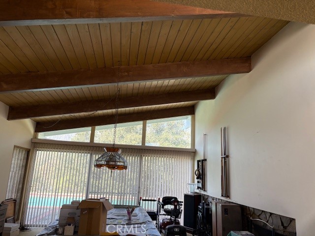 Detail Gallery Image 2 of 23 For 2124 Patagonia Dr, La Canada Flintridge,  CA 91011 - 4 Beds | 2/1 Baths