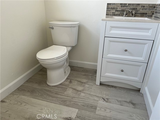 Detail Gallery Image 8 of 30 For 12314 Breezewood Dr #C,  Whittier,  CA 90604 - 2 Beds | 1/1 Baths