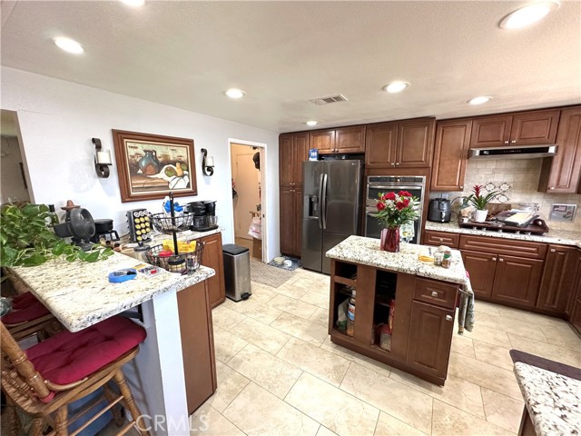 Detail Gallery Image 8 of 26 For 1936 Pali Dr, Norco,  CA 92860 - 3 Beds | 2 Baths
