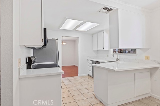 Detail Gallery Image 8 of 37 For 766 Meadowlark Ave, Los Banos,  CA 93635 - 3 Beds | 2 Baths