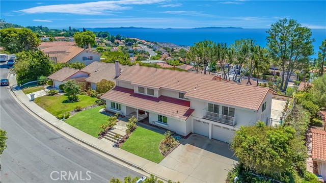 30225 Avenida De Calma, Rancho Palos Verdes, California 90275, 5 Bedrooms Bedrooms, ,4 BathroomsBathrooms,Residential,Sold,Avenida De Calma,PV22178996