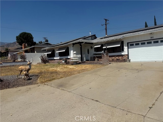 Detail Gallery Image 1 of 9 For 5667 Newbury Ave, San Bernardino,  CA 92404 - 3 Beds | 2 Baths