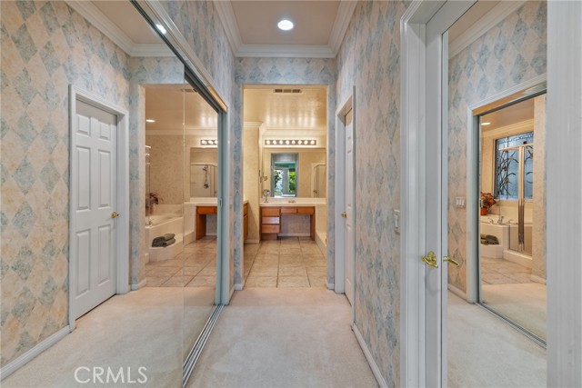 22440 Skylake Place, Saugus CA: https://media.crmls.org/medias/a034c76e-9846-4f4b-a260-0ddaf814f81e.jpg