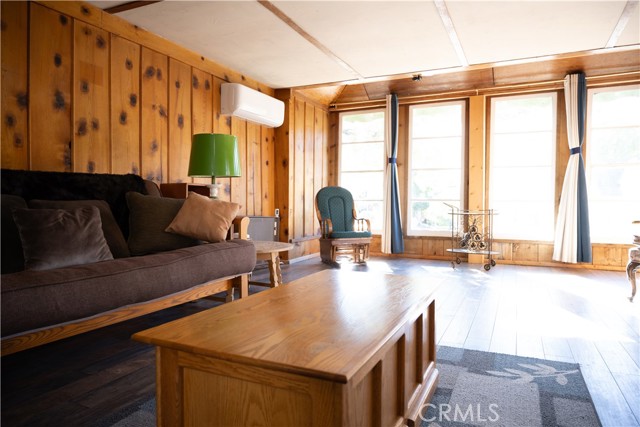 Detail Gallery Image 9 of 31 For 39104 Willow Landing, Big Bear Lake,  CA 92315 - 0 Beds | 1 Baths