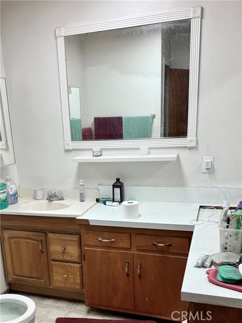 Detail Gallery Image 7 of 7 For 3806 E Arabella, Long Beach,  CA 90805 - 3 Beds | 3 Baths