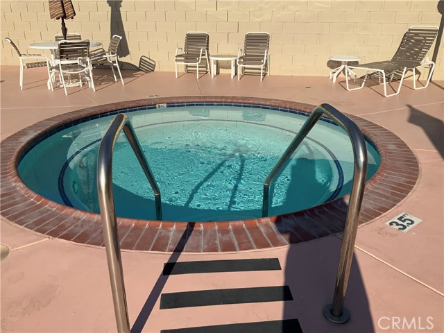 Detail Gallery Image 20 of 25 For 11730 Whittier Blvd. #55,  Whittier,  CA 90601 - 2 Beds | 2 Baths