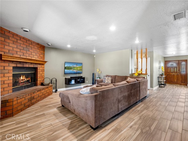 Detail Gallery Image 19 of 61 For 9150 Boxwood Ave, Fontana,  CA 92335 - 3 Beds | 2 Baths
