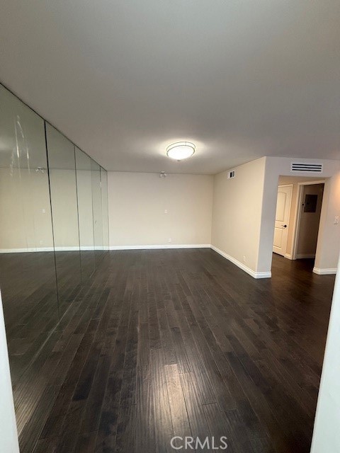 Detail Gallery Image 17 of 21 For 434 S Canon #202,  Beverly Hills,  CA 90212 - 1 Beds | 2 Baths