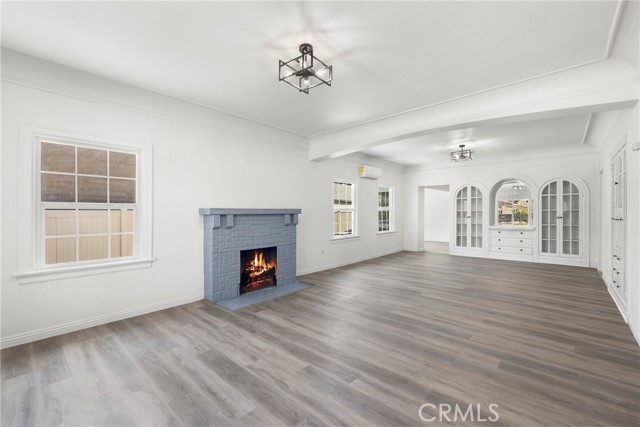 Detail Gallery Image 6 of 43 For 747 W 9th St, San Bernardino,  CA 92410 - 3 Beds | 3 Baths