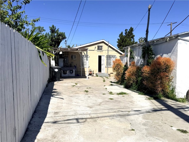 Detail Gallery Image 39 of 43 For 1318 E 100th St, Los Angeles,  CA 90002 - 3 Beds | 2 Baths