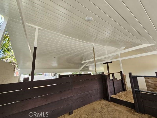 Detail Gallery Image 17 of 55 For 1305 W Riverside, Burbank,  CA 91506 - 4 Beds | 2 Baths