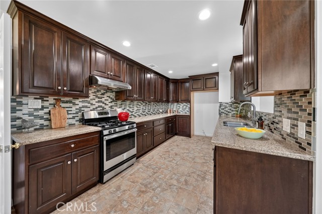 Detail Gallery Image 13 of 47 For 1675 Elevado Ave, Arcadia,  CA 91006 - 4 Beds | 3 Baths