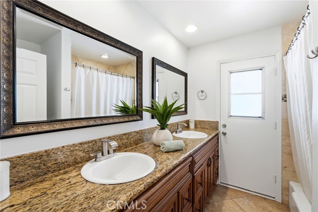 1110 E Meats Ave, Orange CA: https://media.crmls.org/medias/a039f3de-cbfa-4b72-a623-03c84a4e46c4.jpg