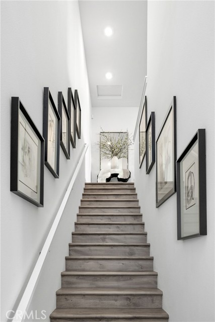 Detail Gallery Image 20 of 38 For 27225 Cranmore #101,  Valencia,  CA 91381 - 3 Beds | 3/1 Baths