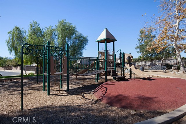 Detail Gallery Image 37 of 45 For 17648 Fan Palm Ln, Riverside,  CA 92503 - 4 Beds | 2 Baths