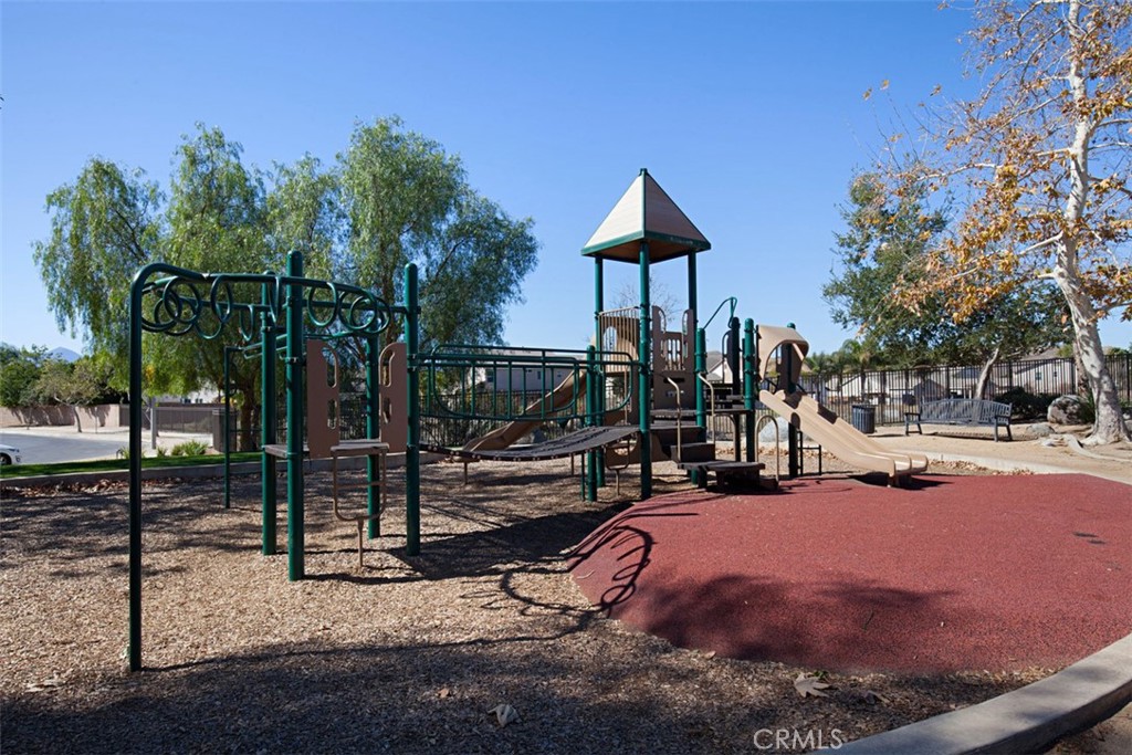 MLS #IV25162337 img 36