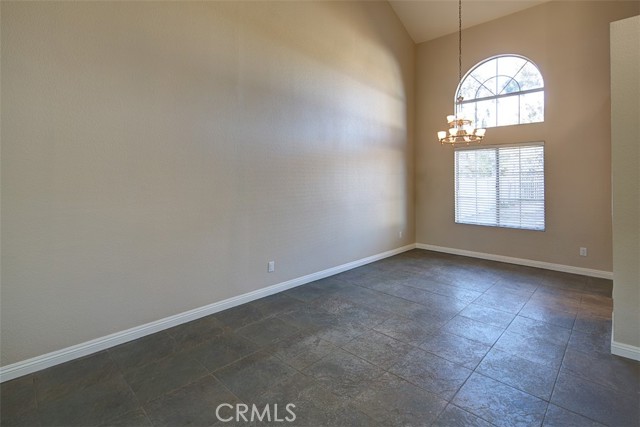 Detail Gallery Image 4 of 24 For 13162 Glandt Ct, Corona,  CA 92883 - 3 Beds | 2/1 Baths