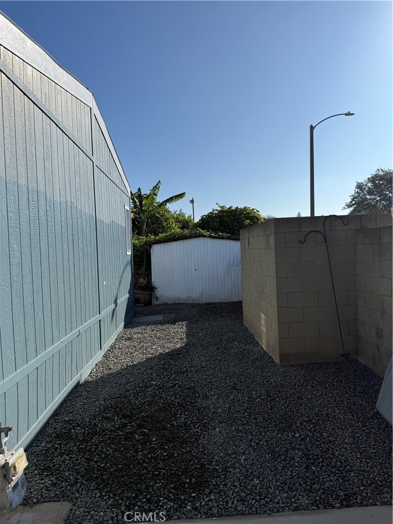 MLS #OC25252724 image #15