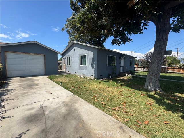 3709 Clark, El Monte CA: https://media.crmls.org/medias/a03bd1bd-b12e-4758-a8af-4544ec926309.jpg