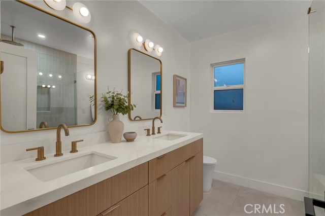 Detail Gallery Image 22 of 30 For 3682 Buckingham, Los Angeles,  CA 90016 - 4 Beds | 2 Baths